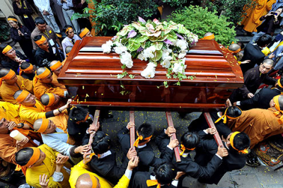 Heaven Funerals - Honouring Buddhist Funeral Traditions